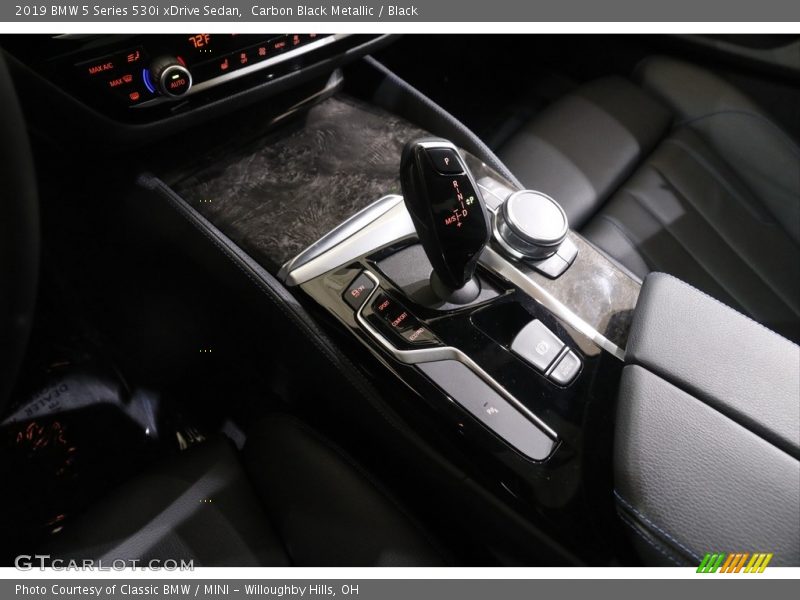 Carbon Black Metallic / Black 2019 BMW 5 Series 530i xDrive Sedan