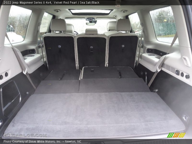  2022 Wagoneer Series II 4x4 Trunk