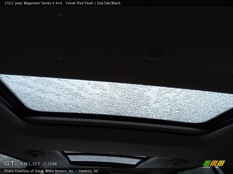 Velvet Red Pearl / Sea Salt/Black 2022 Jeep Wagoneer Series II 4x4