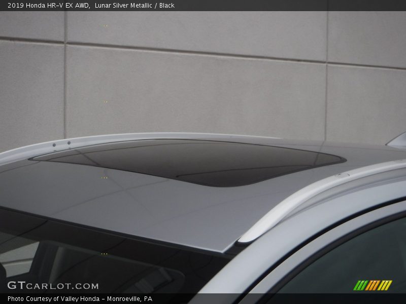 Lunar Silver Metallic / Black 2019 Honda HR-V EX AWD