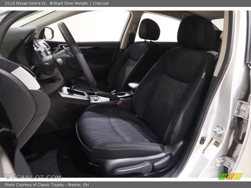 Brilliant Silver Metallic / Charcoal 2019 Nissan Sentra SV