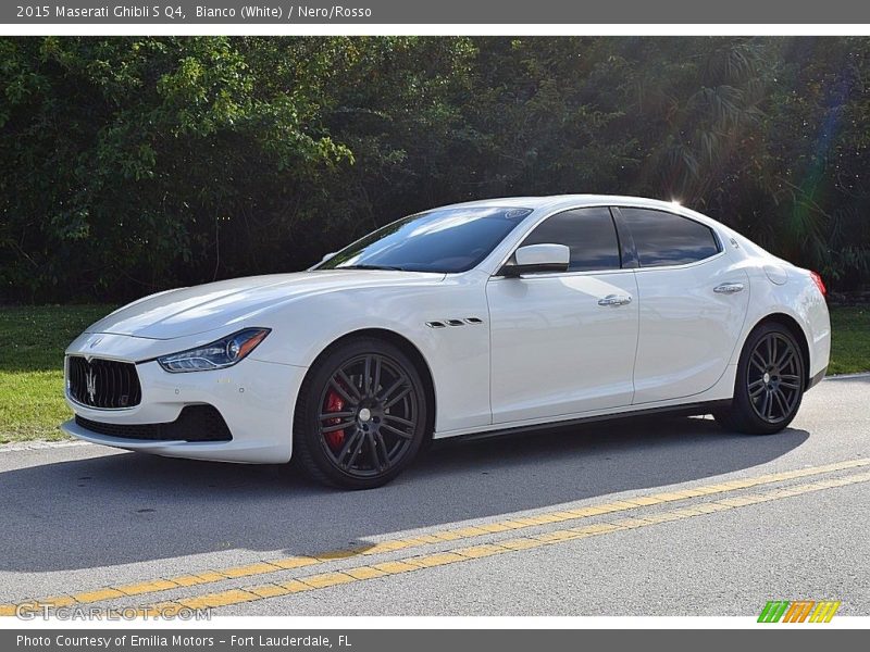 Bianco (White) / Nero/Rosso 2015 Maserati Ghibli S Q4