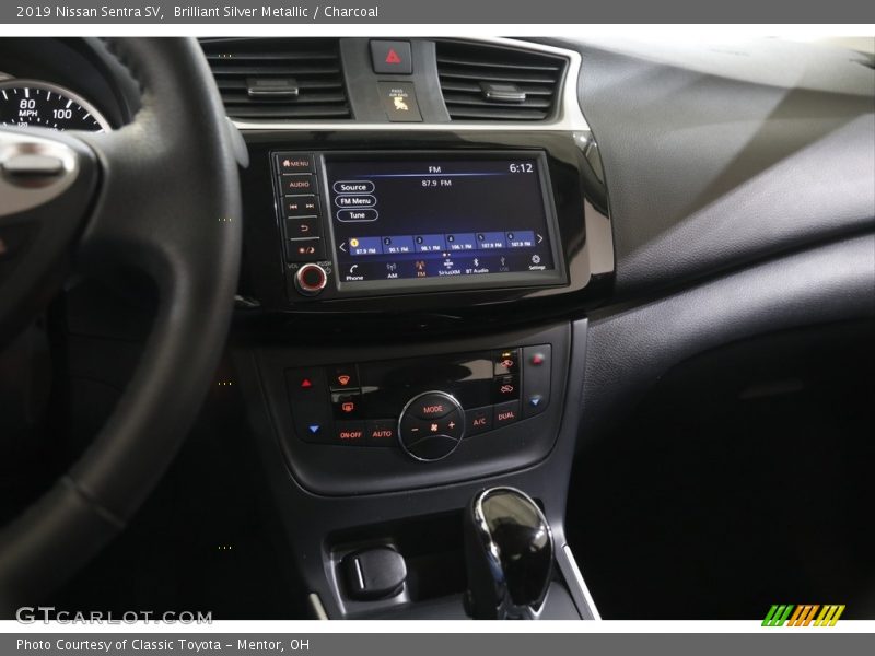 Brilliant Silver Metallic / Charcoal 2019 Nissan Sentra SV