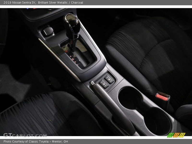 Brilliant Silver Metallic / Charcoal 2019 Nissan Sentra SV