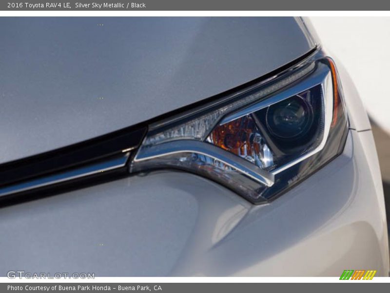 Silver Sky Metallic / Black 2016 Toyota RAV4 LE