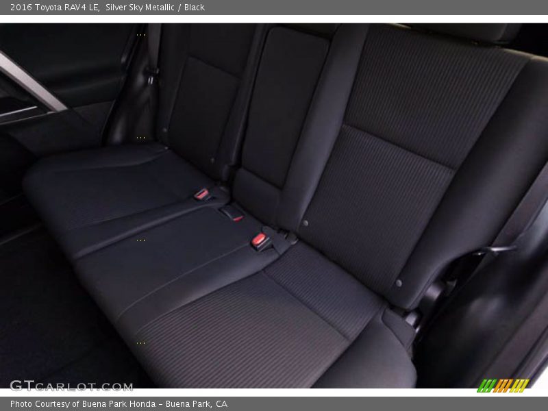 Silver Sky Metallic / Black 2016 Toyota RAV4 LE