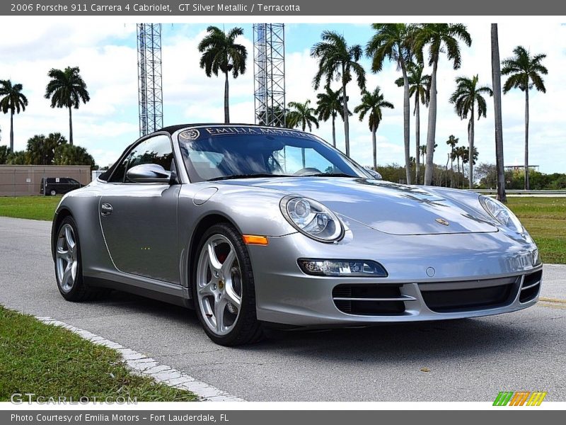 Front 3/4 View of 2006 911 Carrera 4 Cabriolet