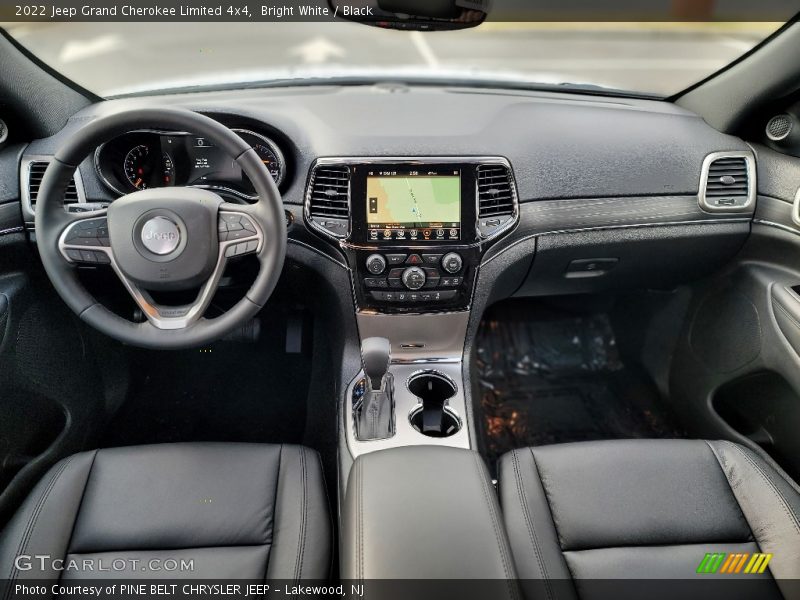 Bright White / Black 2022 Jeep Grand Cherokee Limited 4x4