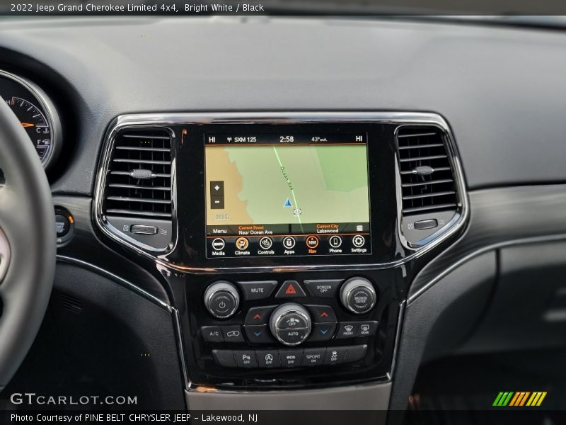 Bright White / Black 2022 Jeep Grand Cherokee Limited 4x4