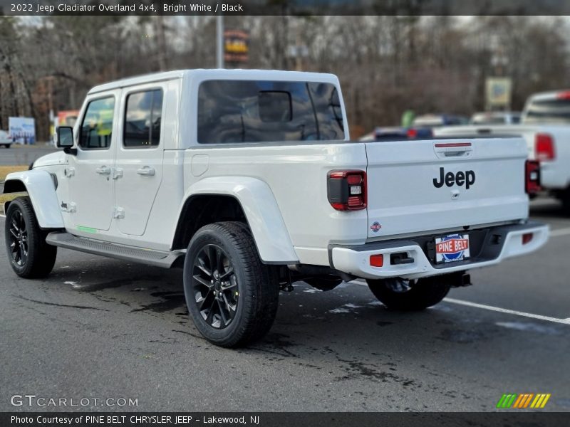 Bright White / Black 2022 Jeep Gladiator Overland 4x4