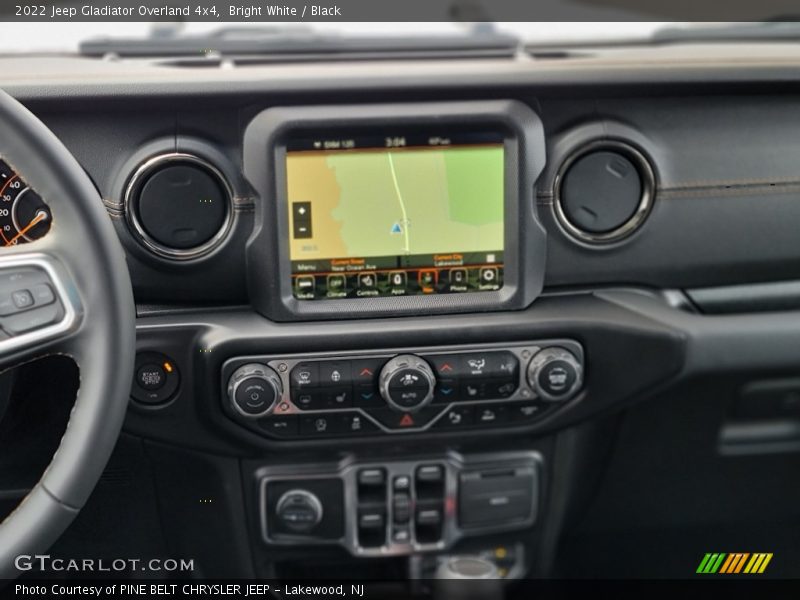 Bright White / Black 2022 Jeep Gladiator Overland 4x4