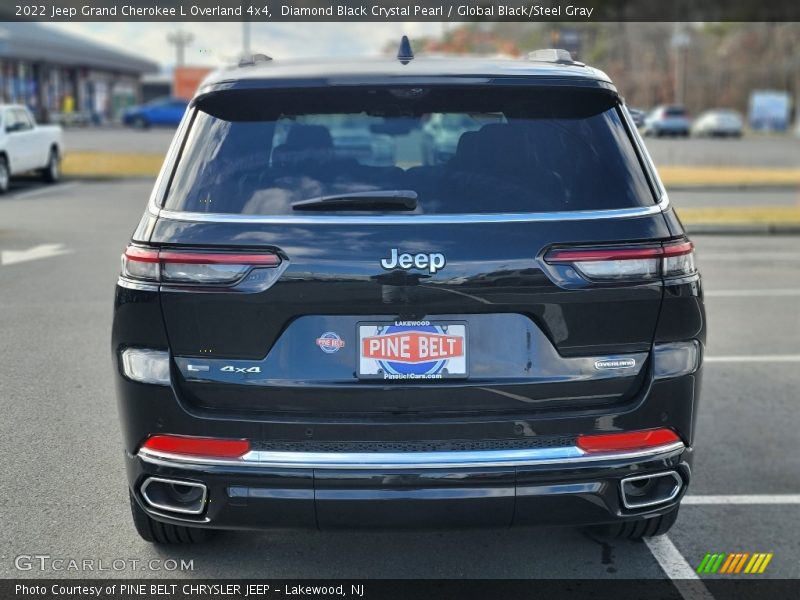Diamond Black Crystal Pearl / Global Black/Steel Gray 2022 Jeep Grand Cherokee L Overland 4x4