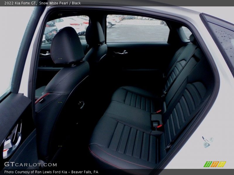 Snow White Pearl / Black 2022 Kia Forte GT