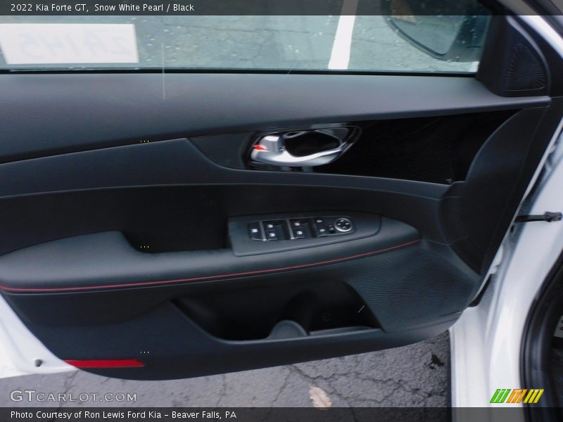 Snow White Pearl / Black 2022 Kia Forte GT