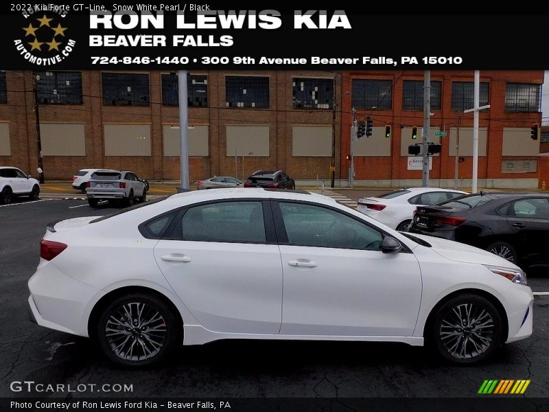 Snow White Pearl / Black 2022 Kia Forte GT-Line