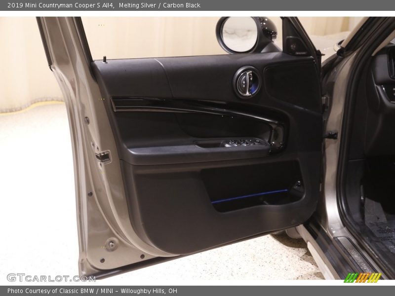 Melting Silver / Carbon Black 2019 Mini Countryman Cooper S All4