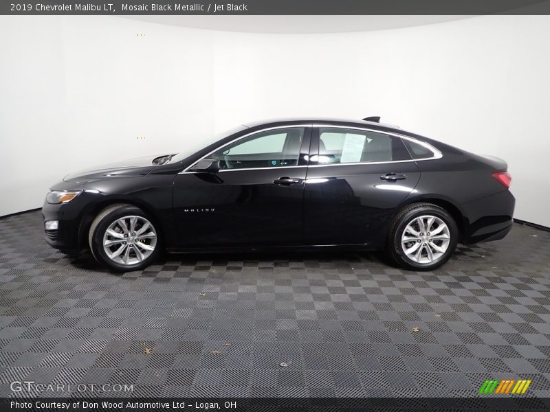 Mosaic Black Metallic / Jet Black 2019 Chevrolet Malibu LT