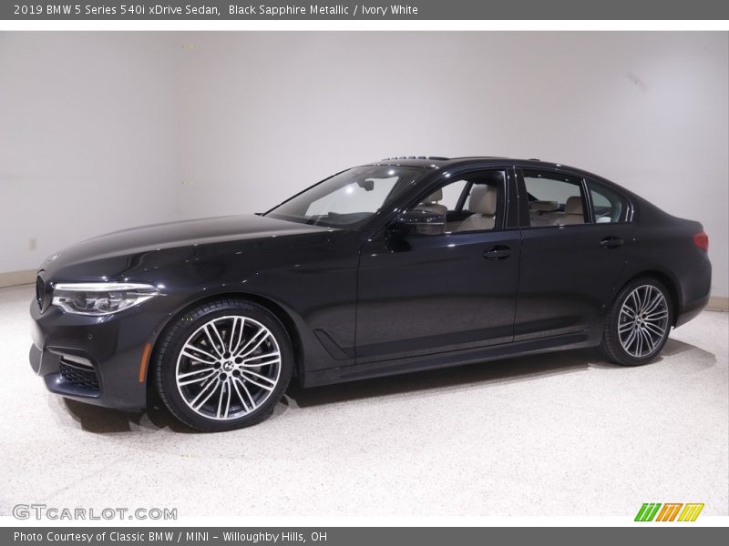 Black Sapphire Metallic / Ivory White 2019 BMW 5 Series 540i xDrive Sedan