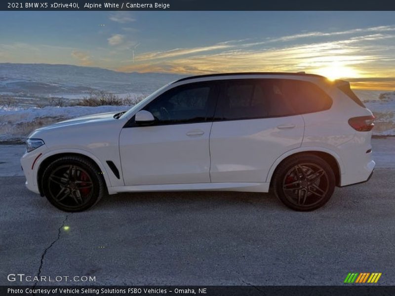 Alpine White / Canberra Beige 2021 BMW X5 xDrive40i