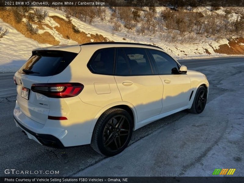 Alpine White / Canberra Beige 2021 BMW X5 xDrive40i