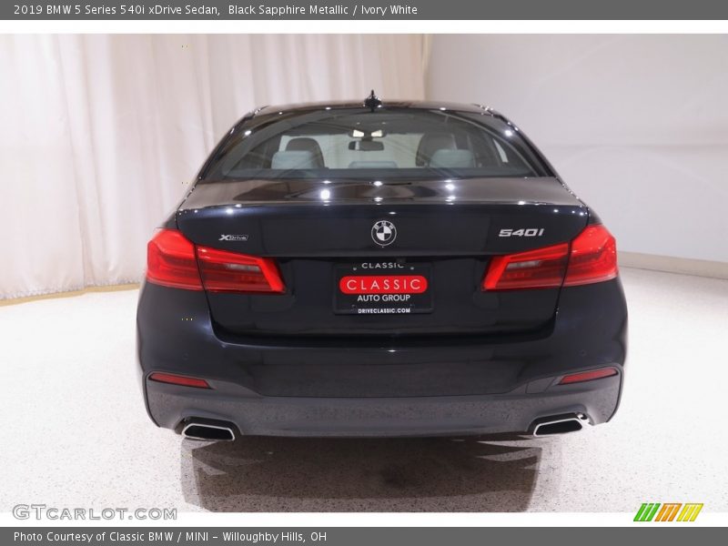 Black Sapphire Metallic / Ivory White 2019 BMW 5 Series 540i xDrive Sedan