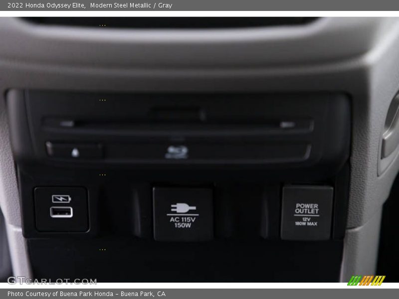 Modern Steel Metallic / Gray 2022 Honda Odyssey Elite