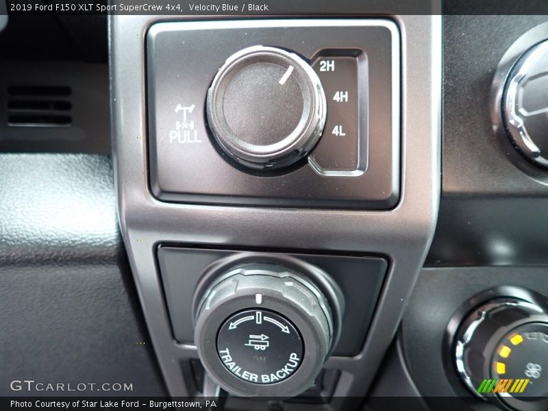 Velocity Blue / Black 2019 Ford F150 XLT Sport SuperCrew 4x4