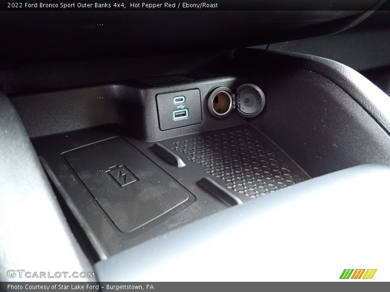 Hot Pepper Red / Ebony/Roast 2022 Ford Bronco Sport Outer Banks 4x4