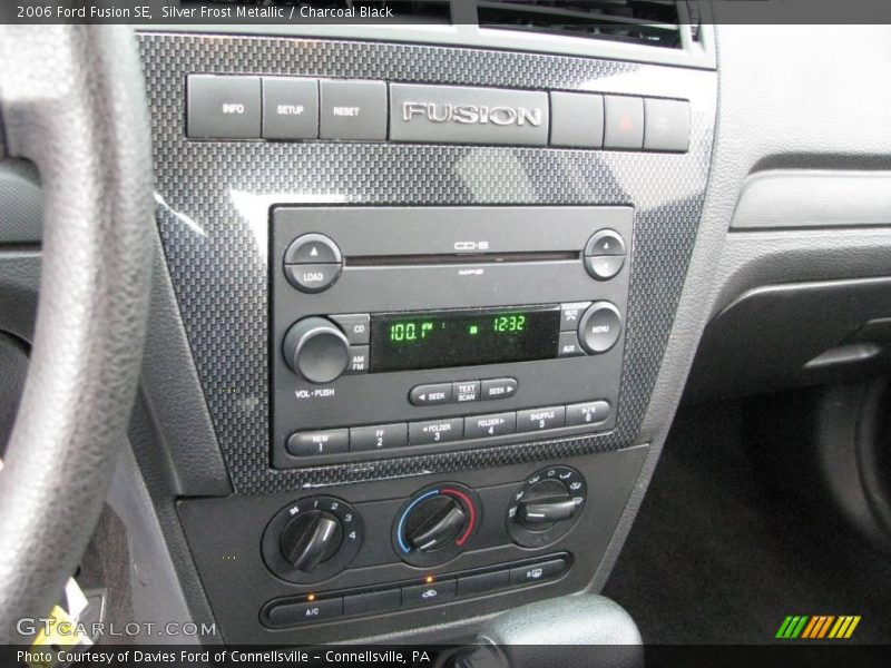 Silver Frost Metallic / Charcoal Black 2006 Ford Fusion SE