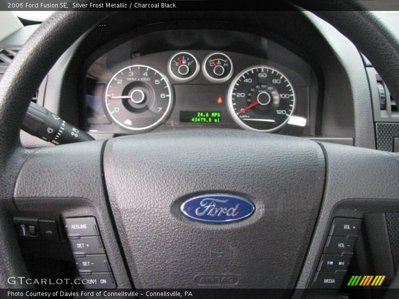 Silver Frost Metallic / Charcoal Black 2006 Ford Fusion SE