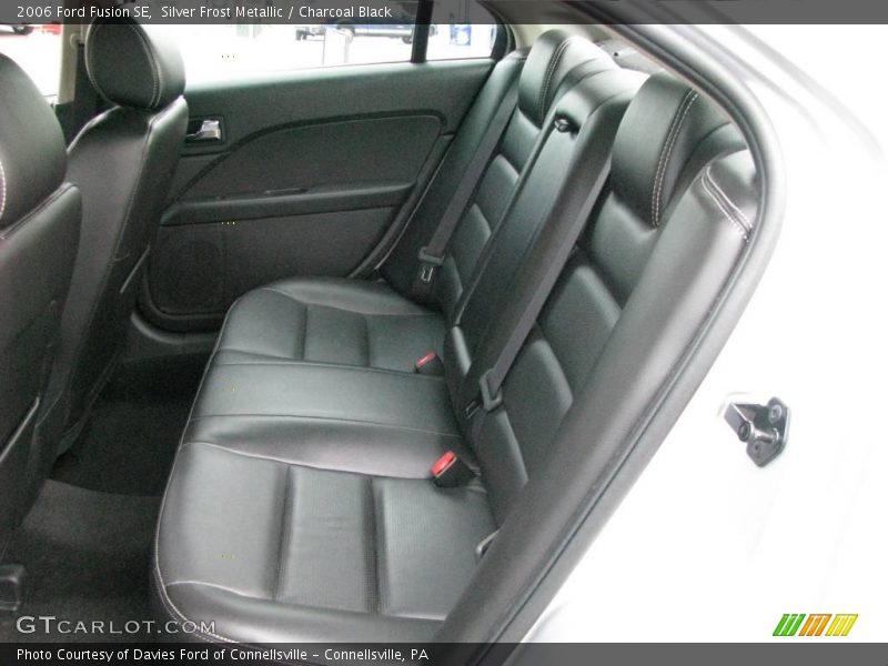Silver Frost Metallic / Charcoal Black 2006 Ford Fusion SE