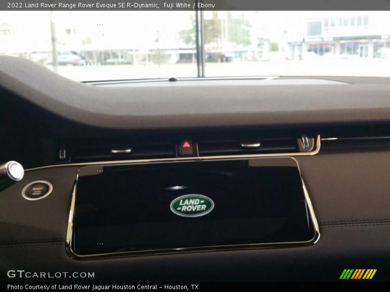 Fuji White / Ebony 2022 Land Rover Range Rover Evoque SE R-Dynamic