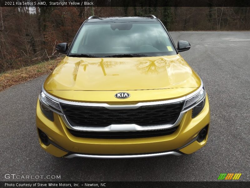 Starbright Yellow / Black 2021 Kia Seltos S AWD