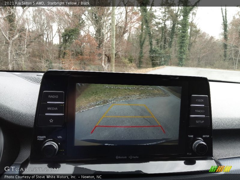 Starbright Yellow / Black 2021 Kia Seltos S AWD