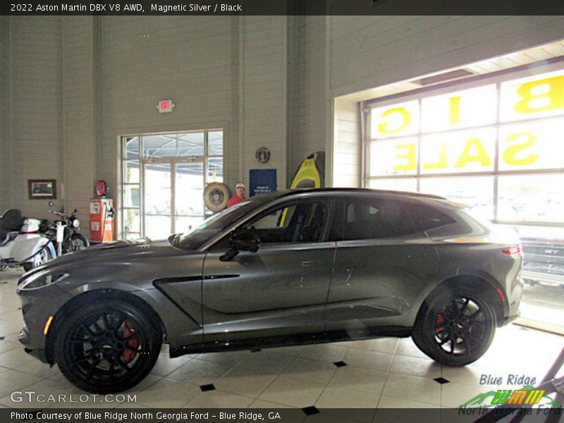  2022 DBX V8 AWD Magnetic Silver