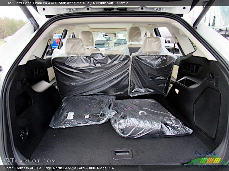  2022 Edge Titanium AWD Trunk