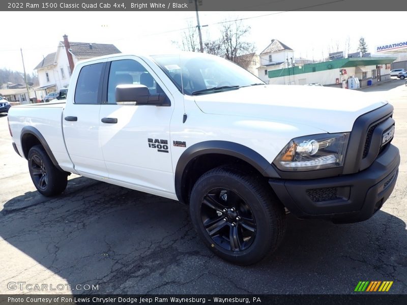 Bright White / Black 2022 Ram 1500 Classic Quad Cab 4x4