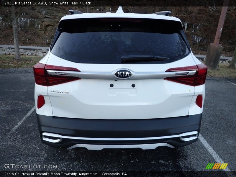 Snow White Pearl / Black 2021 Kia Seltos EX AWD
