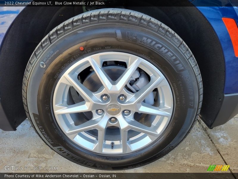 Blue Glow Metallic / Jet Black 2022 Chevrolet Equinox LT