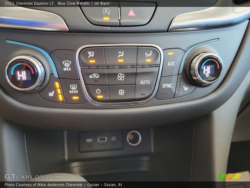 Blue Glow Metallic / Jet Black 2022 Chevrolet Equinox LT