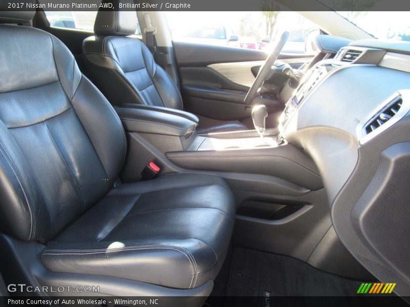 Brilliant Silver / Graphite 2017 Nissan Murano Platinum AWD