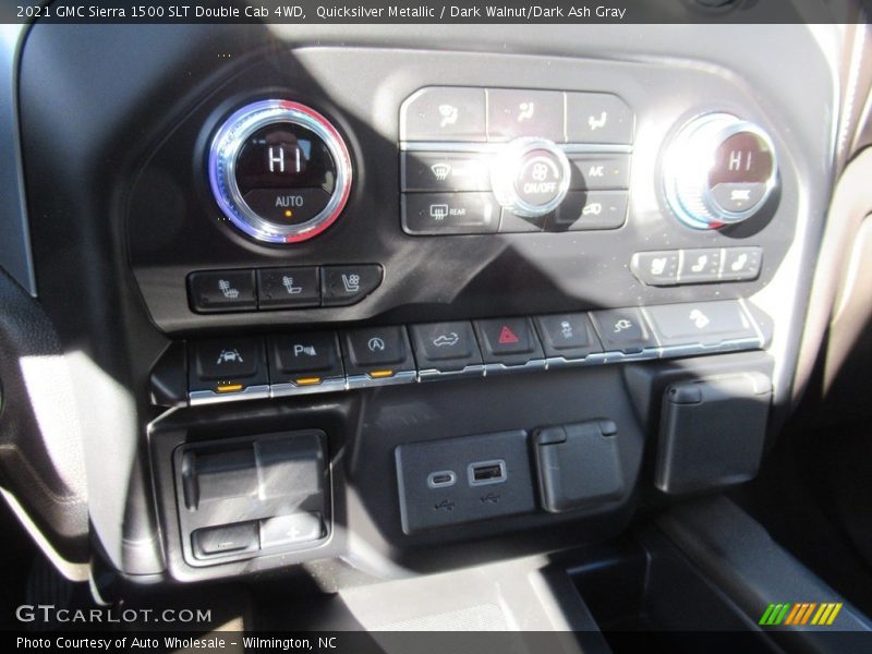 Quicksilver Metallic / Dark Walnut/Dark Ash Gray 2021 GMC Sierra 1500 SLT Double Cab 4WD