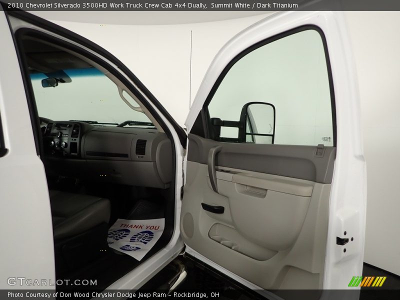 Door Panel of 2010 Silverado 3500HD Work Truck Crew Cab 4x4 Dually