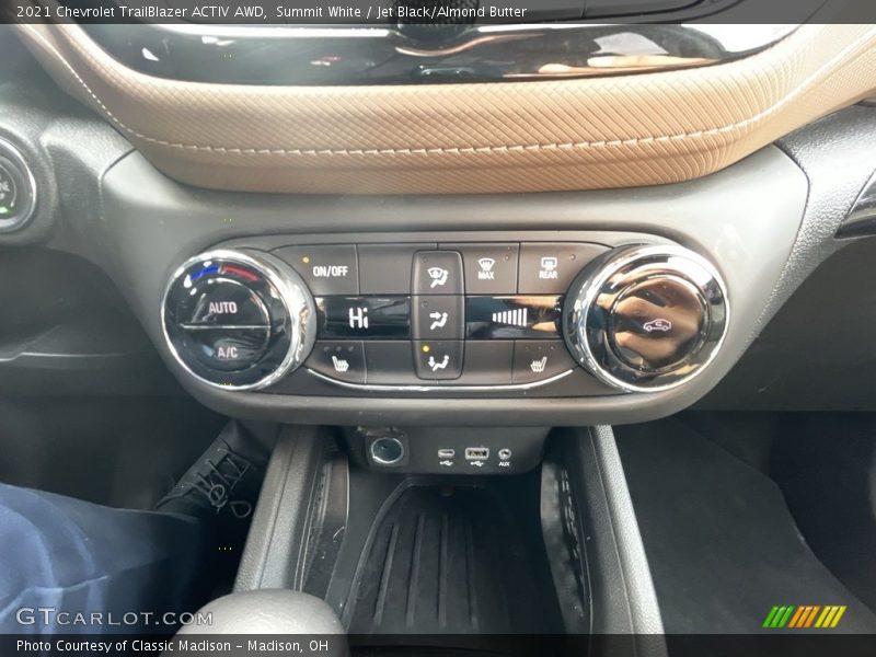 Controls of 2021 TrailBlazer ACTIV AWD