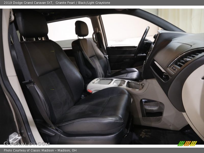 Granite Pearl / Black/Light Graystone 2019 Dodge Grand Caravan SXT