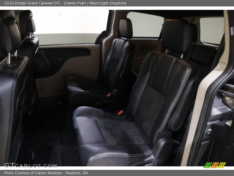 Granite Pearl / Black/Light Graystone 2019 Dodge Grand Caravan SXT