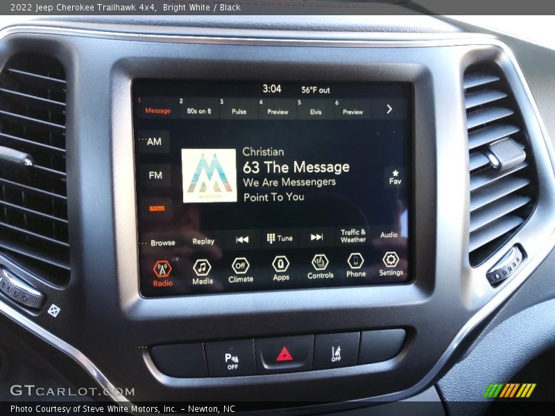 Controls of 2022 Cherokee Trailhawk 4x4