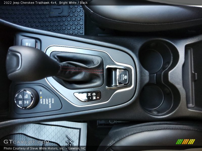  2022 Cherokee Trailhawk 4x4 9 Speed Automatic Shifter