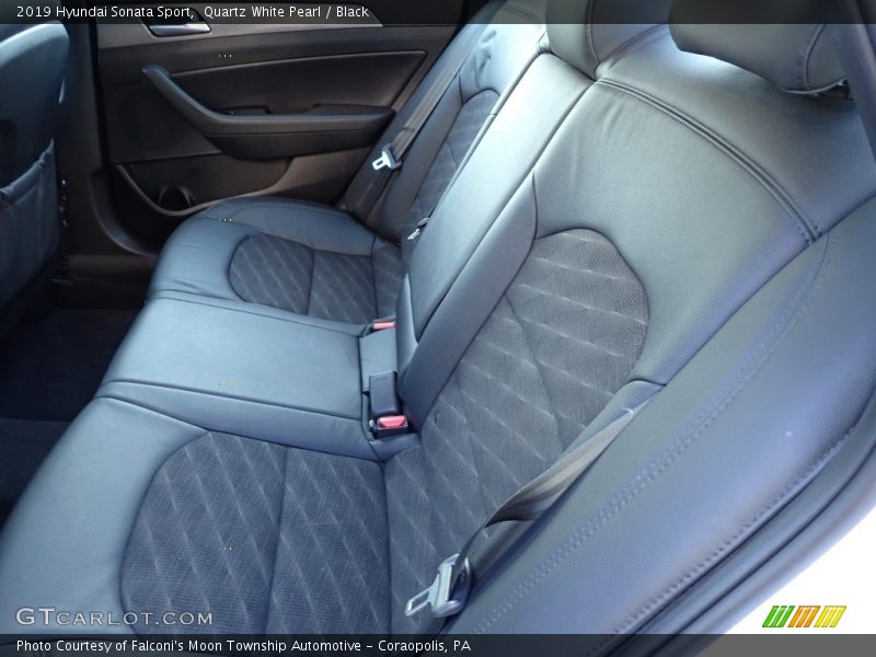 Quartz White Pearl / Black 2019 Hyundai Sonata Sport