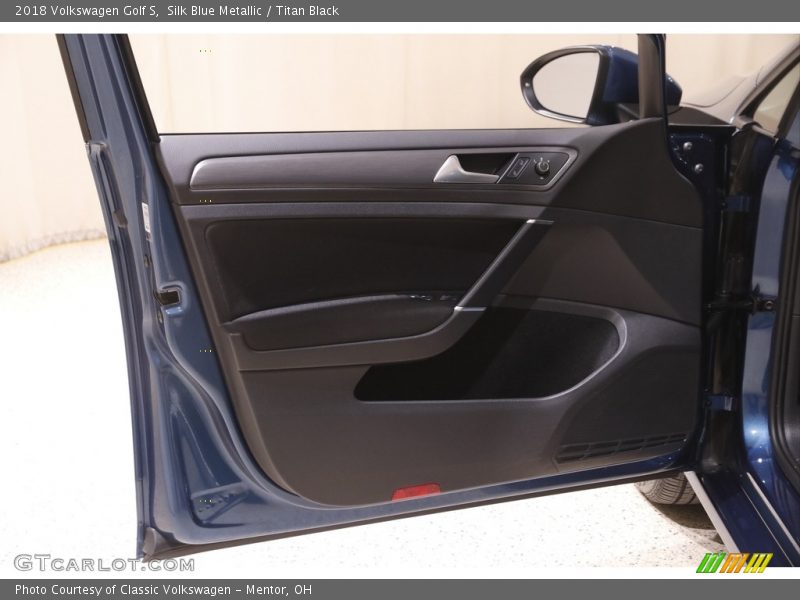 Silk Blue Metallic / Titan Black 2018 Volkswagen Golf S